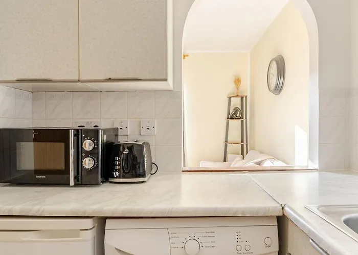 Stylish Apt In Canary Wharf - Perfect For Business